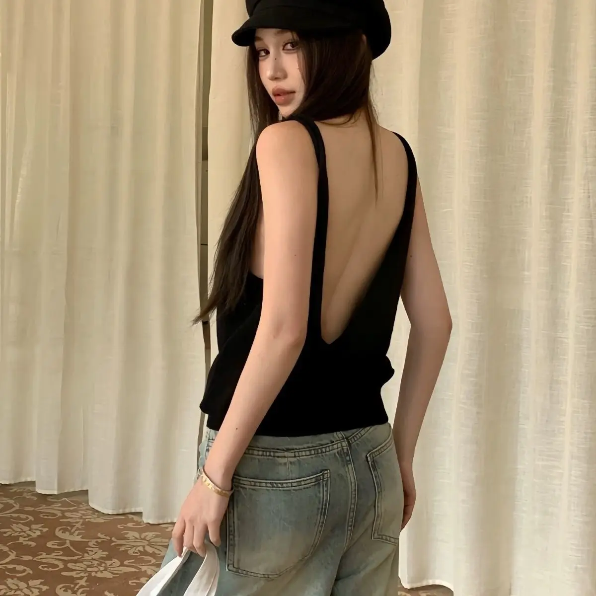 

2024 Summer Fashion Women Sexy Slim Tops Knitted vest Sleeveless Halter clip Ladies Good Quality Tank Tops