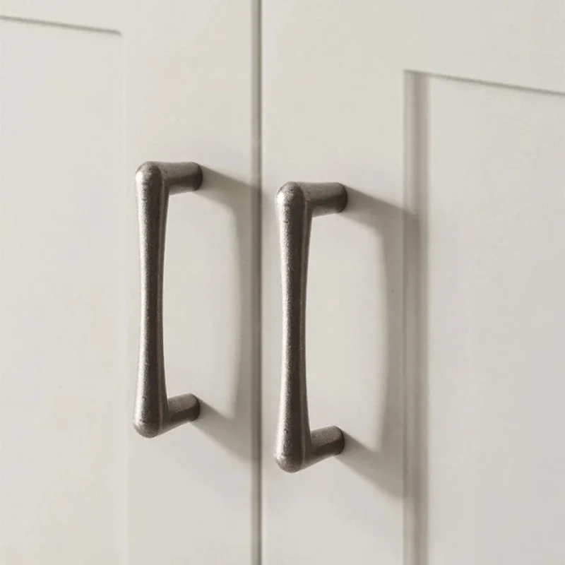 Vintage und minimalistische Möbelgriffe in Antik-Nickel-Farbe, Kupferbraun, für Schubladen, Schränke, Kleiderschränke, Türgriffe. – Detail 4