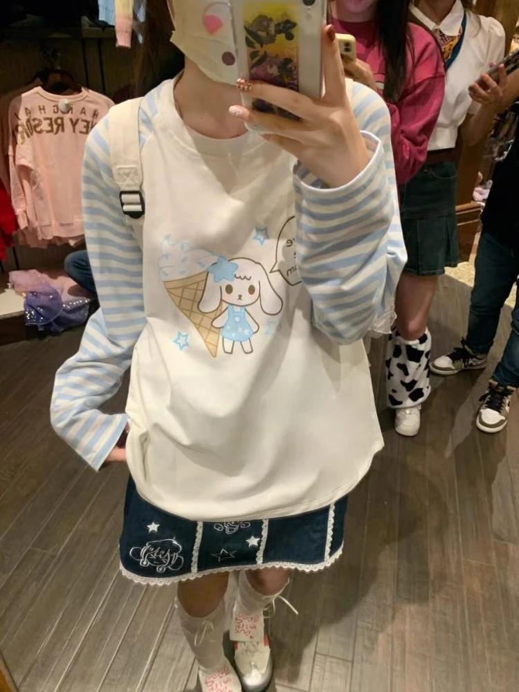 เสื้อยืดผู้หญิง HOUZHOU สีขาวน่ารักสไตล์ Juminocore ลายทางสีฟ้า แขนยาว สไตล์ญี่ปุ่นฮาราจูกุ ทรงโอเวอร์ไซส์ แนวหวานน่ารัก