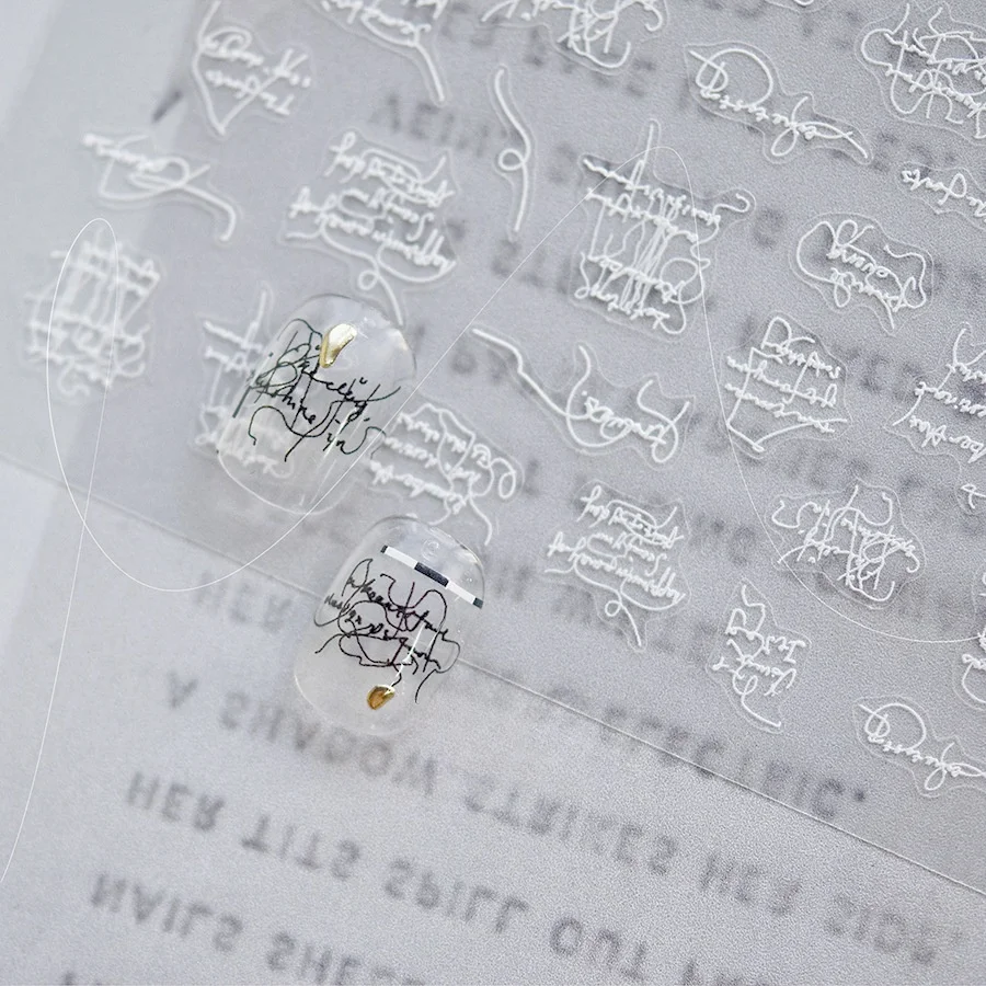 1ชิ้นสติกเกอร์ติดเล็บผ้าตัวอักษร5D ที่มีคุณภาพสูงลายนูนสีดำและสีขาวสติกเกอร์ศิลปะเล็บบางและเหนียว