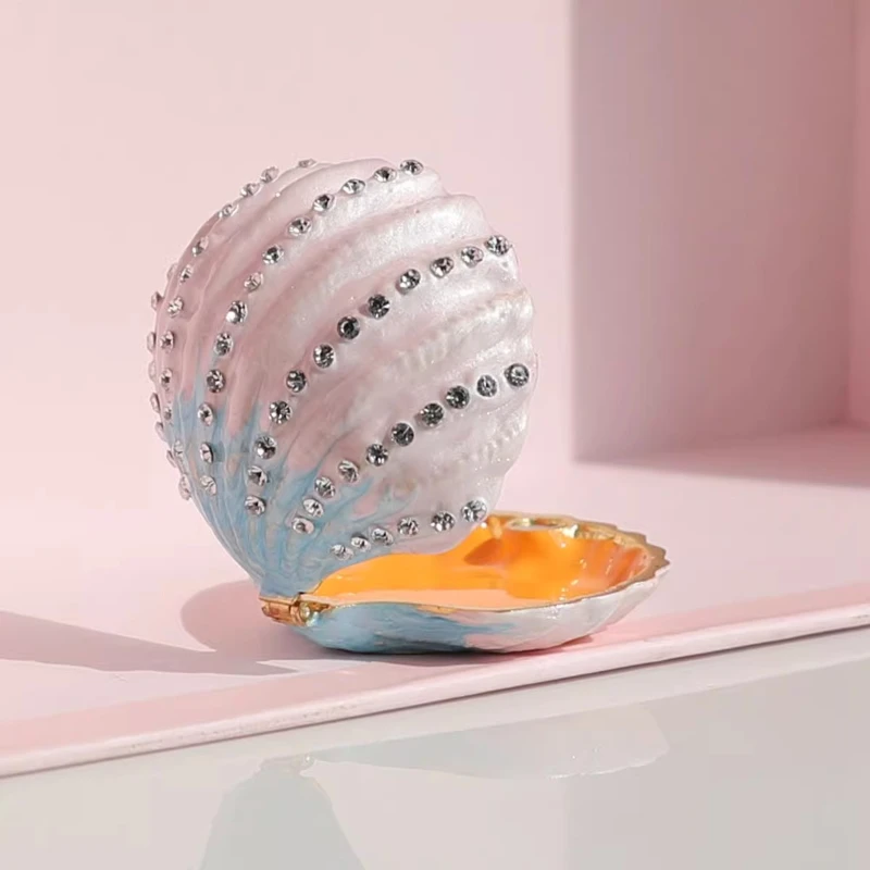 

Shell Jewelry Box, Necklace and Earring Velvet Insert Organizer, Decorative Shell Ornament, Creative Exquisite Jewelry Box