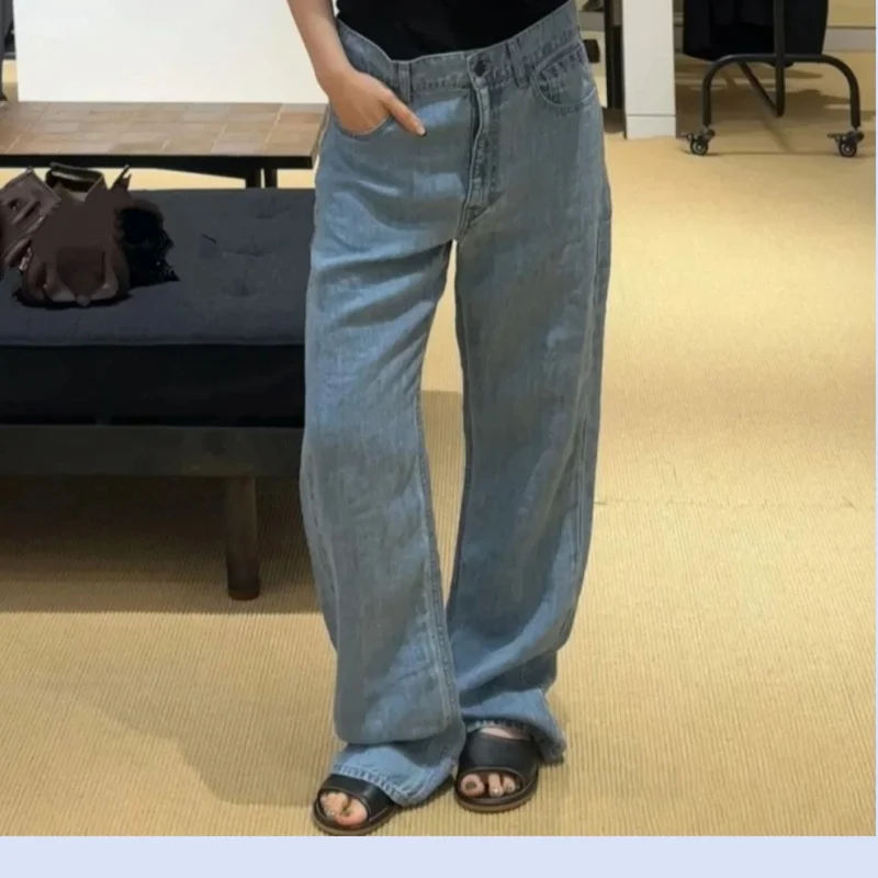 

New linen blend comfortable loose straight leg jeans for spring and summer 2025