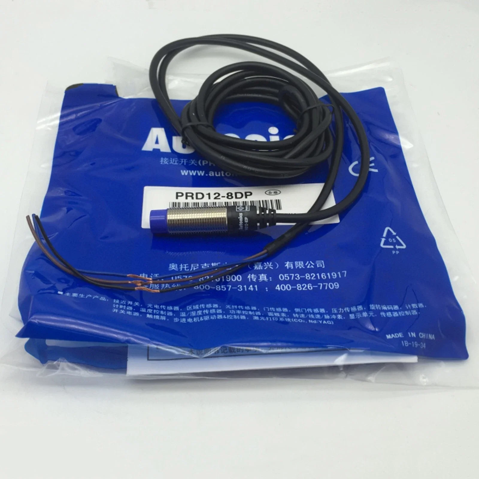 

Индуктивный датчик приближения PRD12-8DP