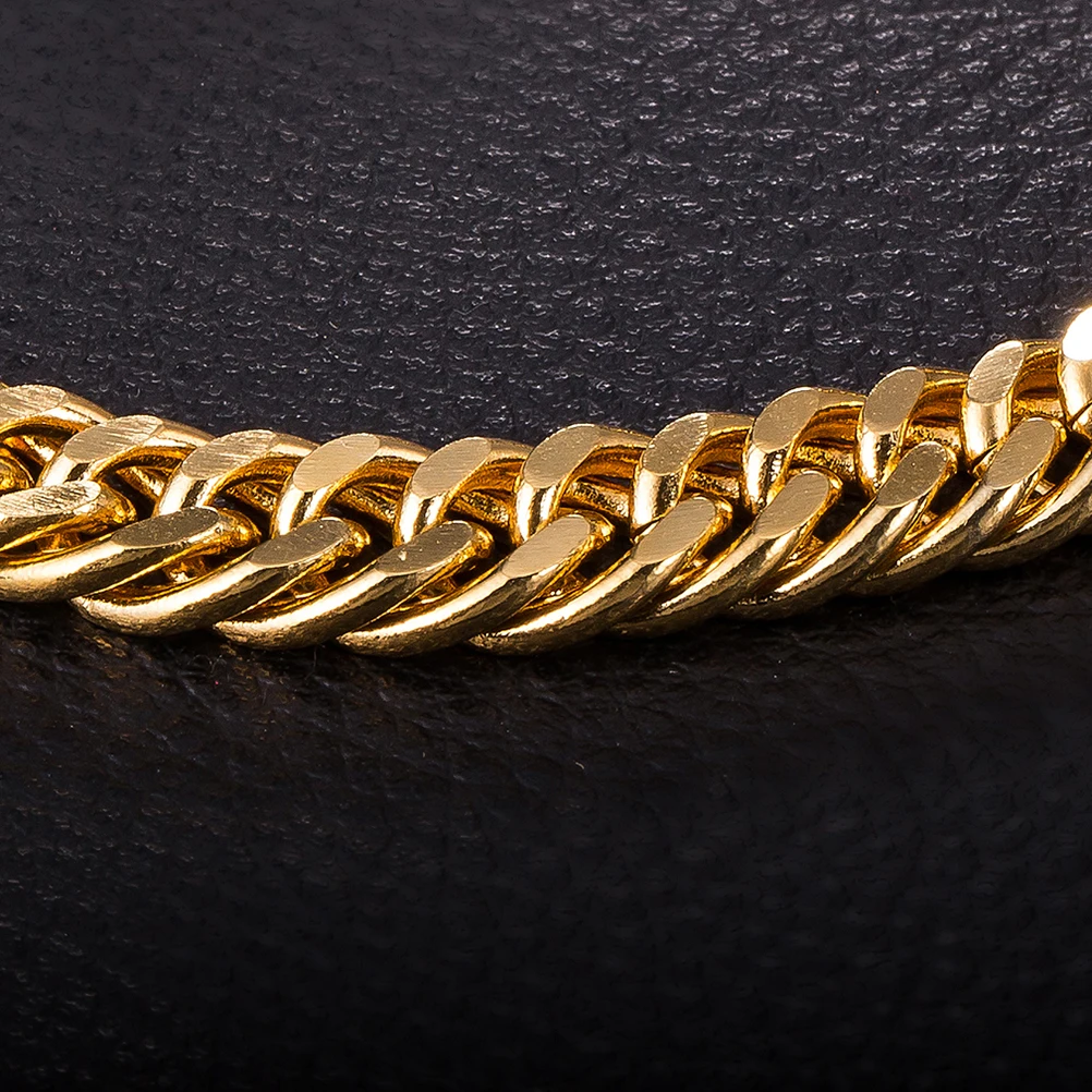 

Men Necklace Stainless Steel Thick Chain High Polish Gold Plated Curb Link Jewelry Gift for Family Friends Casual Party Prom