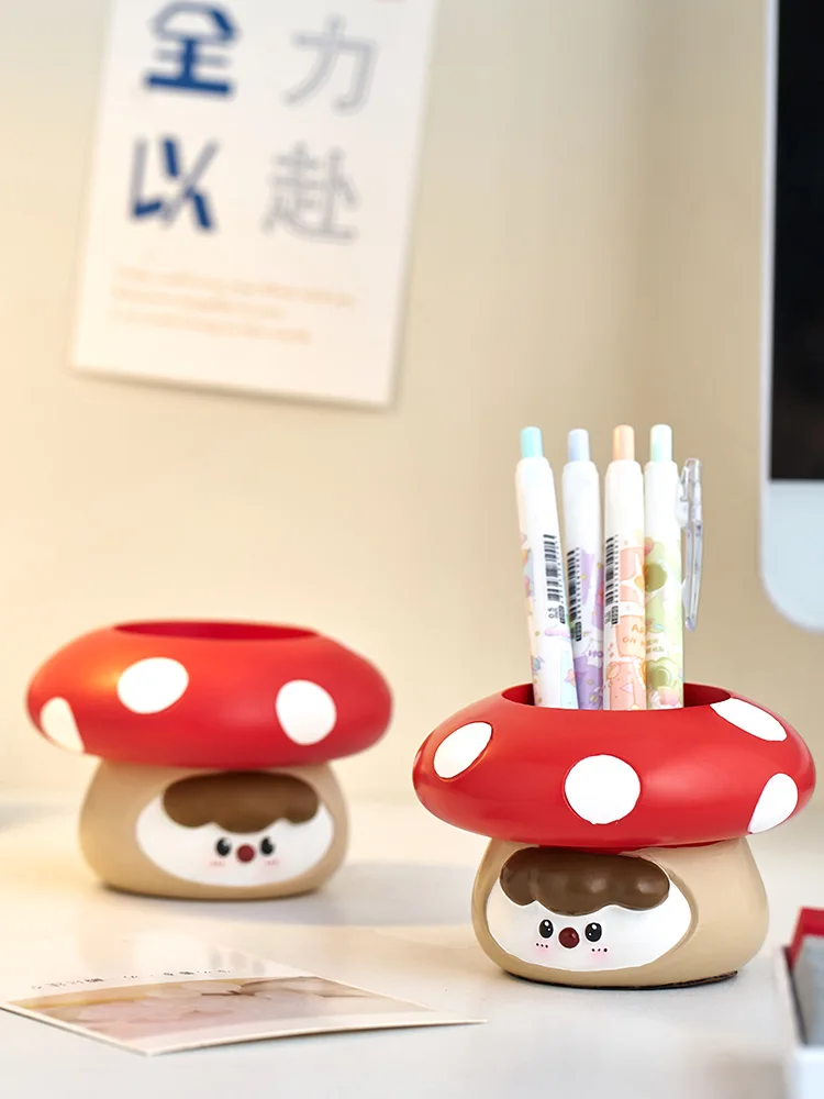 The product can be customized.Creative cute mushroom pen holder, office desktop ornaments, kids room storage box, decorations