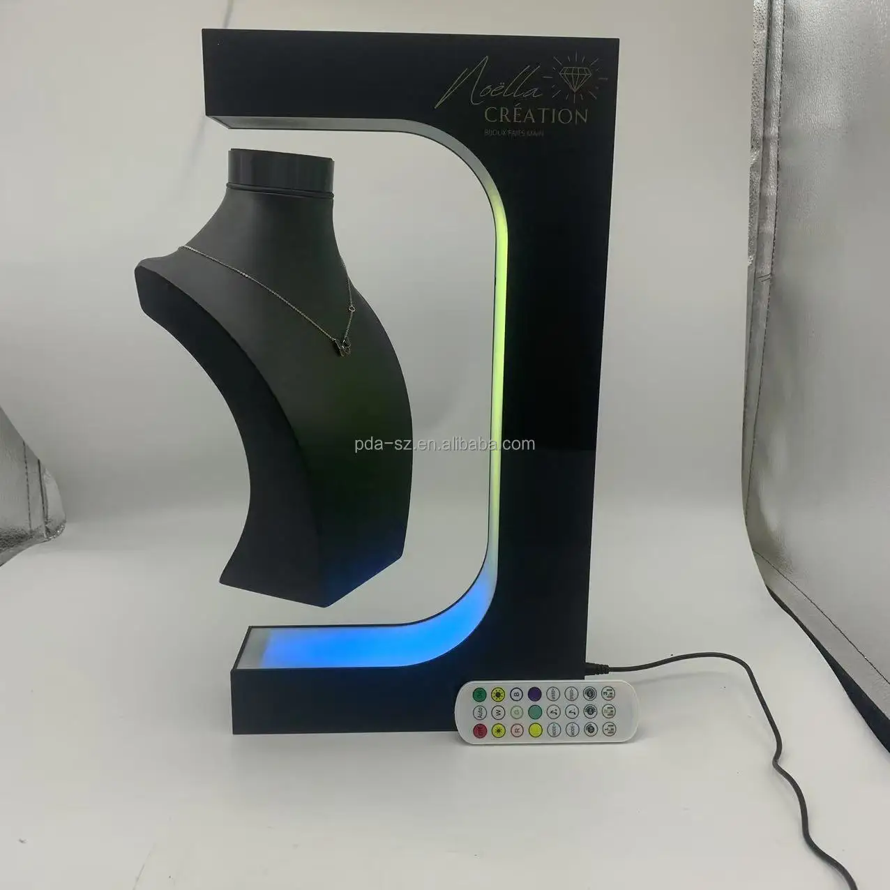 

E-образная магнитная левитация плавающее ожерелье ювелирные изделия стенд с пультом дистанционного управления