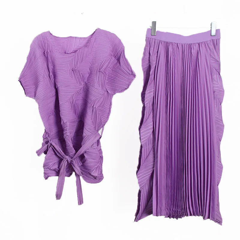 2025 الصيف قصيرة الأكمام التعادل تصميم أعلى + مرونة الخصر نصف الجسم تنورة قطعتين مجموعة مياكي غير النظامية فضفاضة مطوي المرأة مجموعة