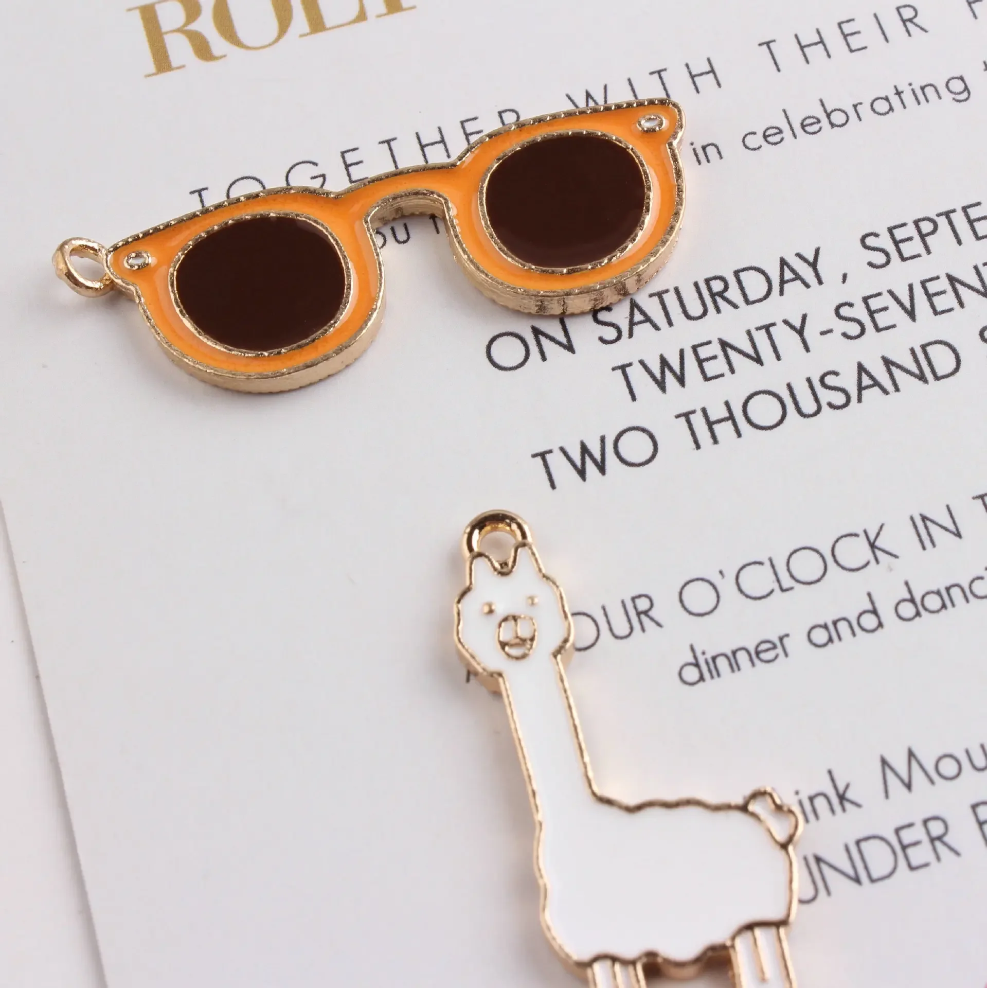 10pcs/lot Enamel Charms Alpaca Mud Horse Orange Frame Glasses  Pendant Jewelry Making Handmade Craft DIY Bracelet Christmas Gift