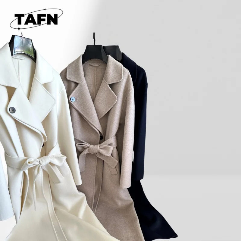 Women's Autumn Coat with Adjustable Waist Belted Trench Jacket for Work or TravelTrench Jacket Large Pockets for Women AI0971