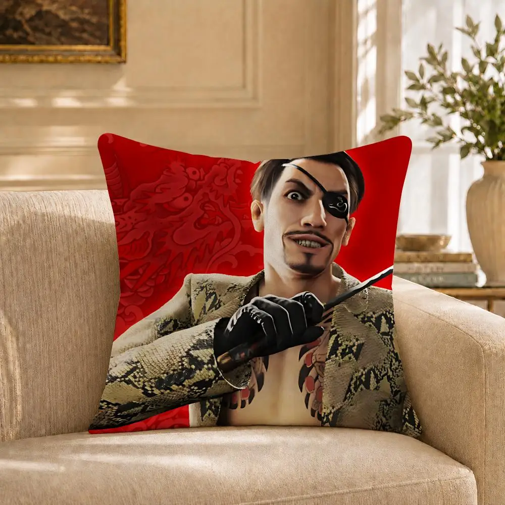Game M-Majima Goro Cushion Cover Short‑plush Cushion Cover,Breathable,Skin‑friendly,Washable,room Sofa Decor Gift