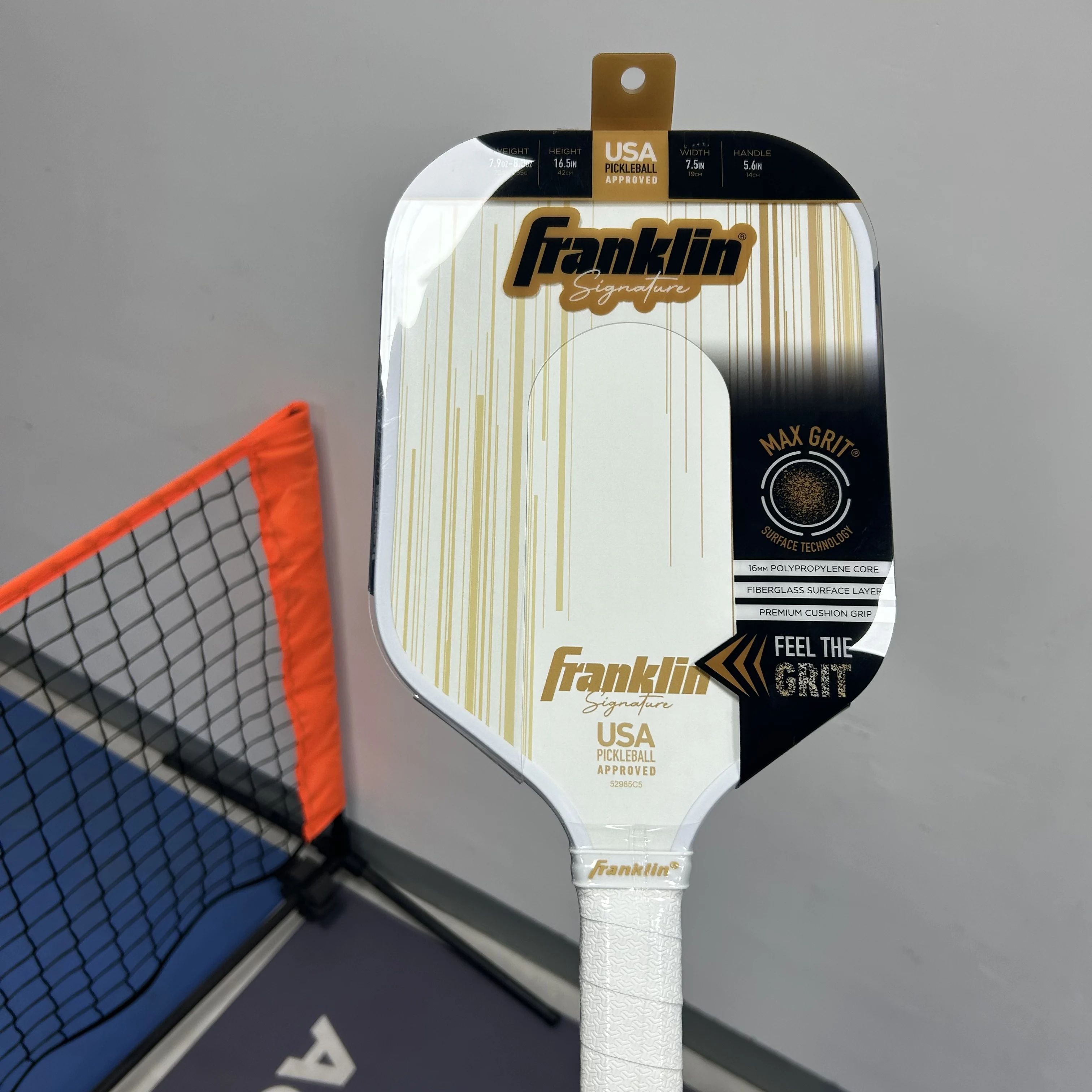 Hot-Selling White Striped Max Grip Series Fiberglass 16mm Advanced Pickleball Paddle