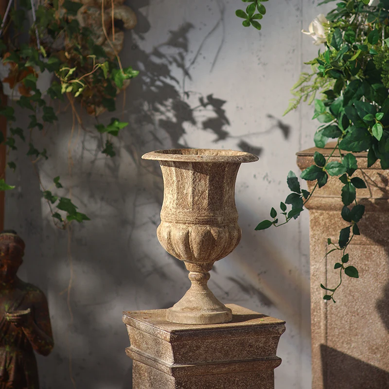 

Vintage Vase Metal Luxury High Quality High-end European Antique Flower Pot Vase for Home Decoration