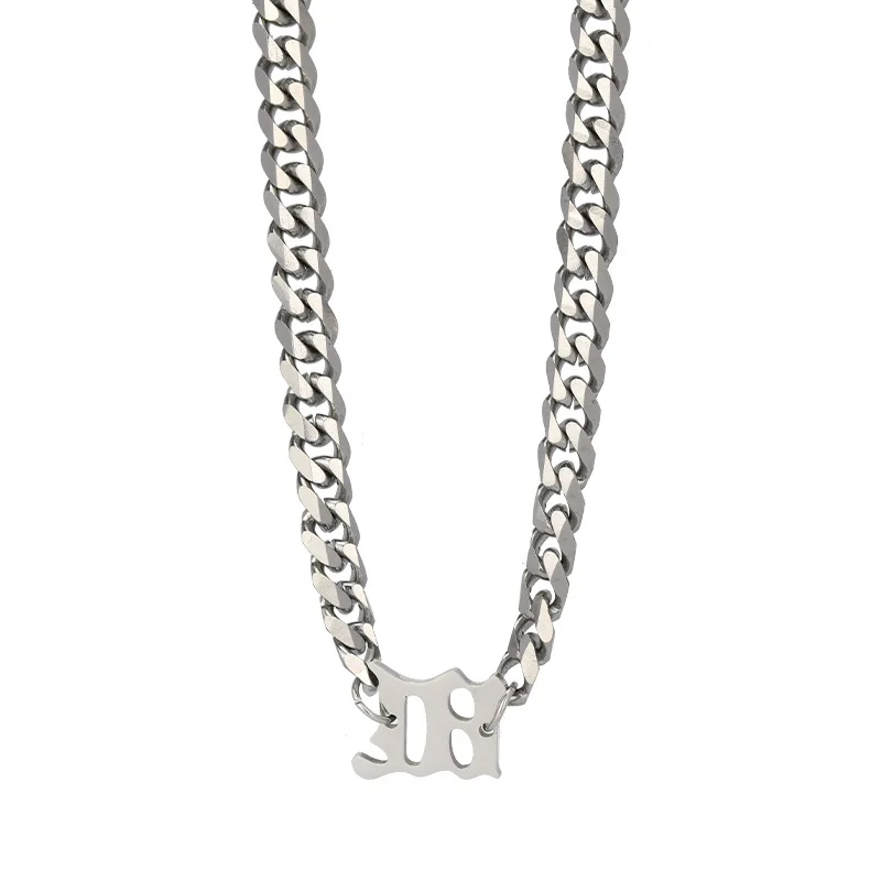 

Hip-hop necklace, titanium steel letter thick chain, fashionable clothing necklace, men's and women's collarbone chain