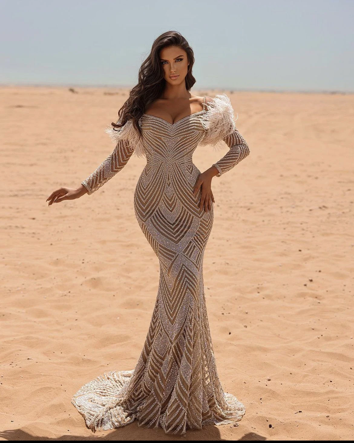 Fashion Off Shoulder Mermaid Wedding Dresses Feather Sequine Beading Long Sleeve Bride Gowns Custom Made Robes De Mariée