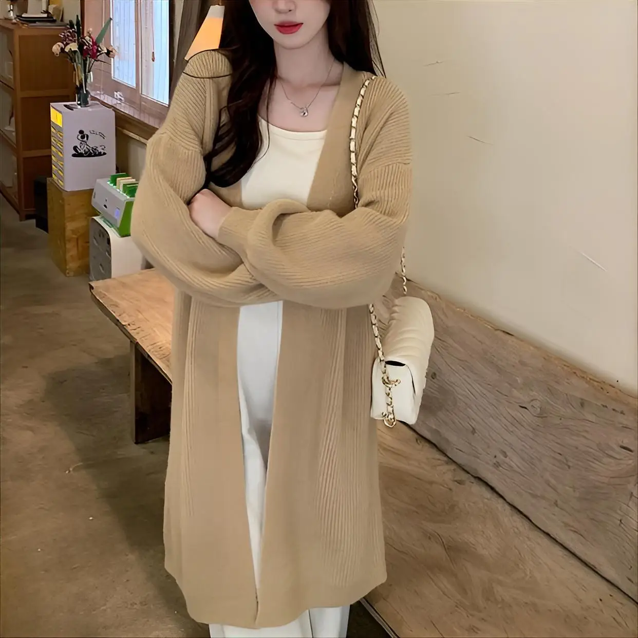 

Длинные кардиганы для женщин: элегантные, осенние, с вышивкой, в рубчик, с сетчатой подкладкой, приталенные, повседневные, с изогнутым кроем