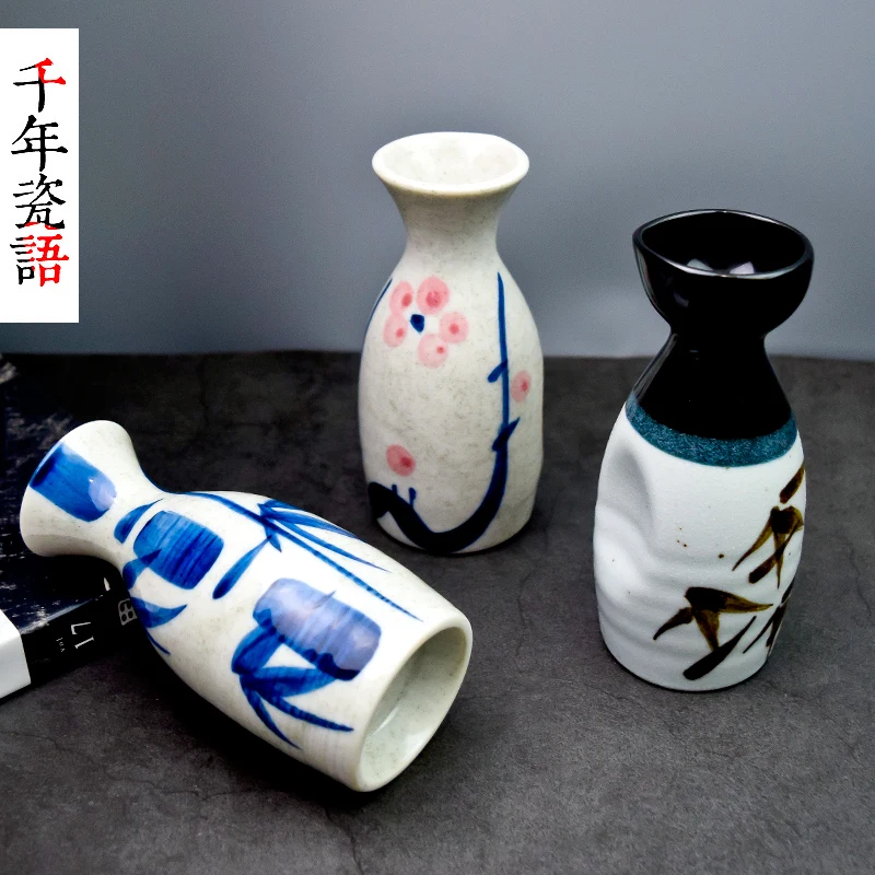 

Retro Sake Cup Glass Set Ceramics Flagon Bottle Japanese Sake Set Round Mini Flask Decantador De Vino Hip Flasks BG50HF