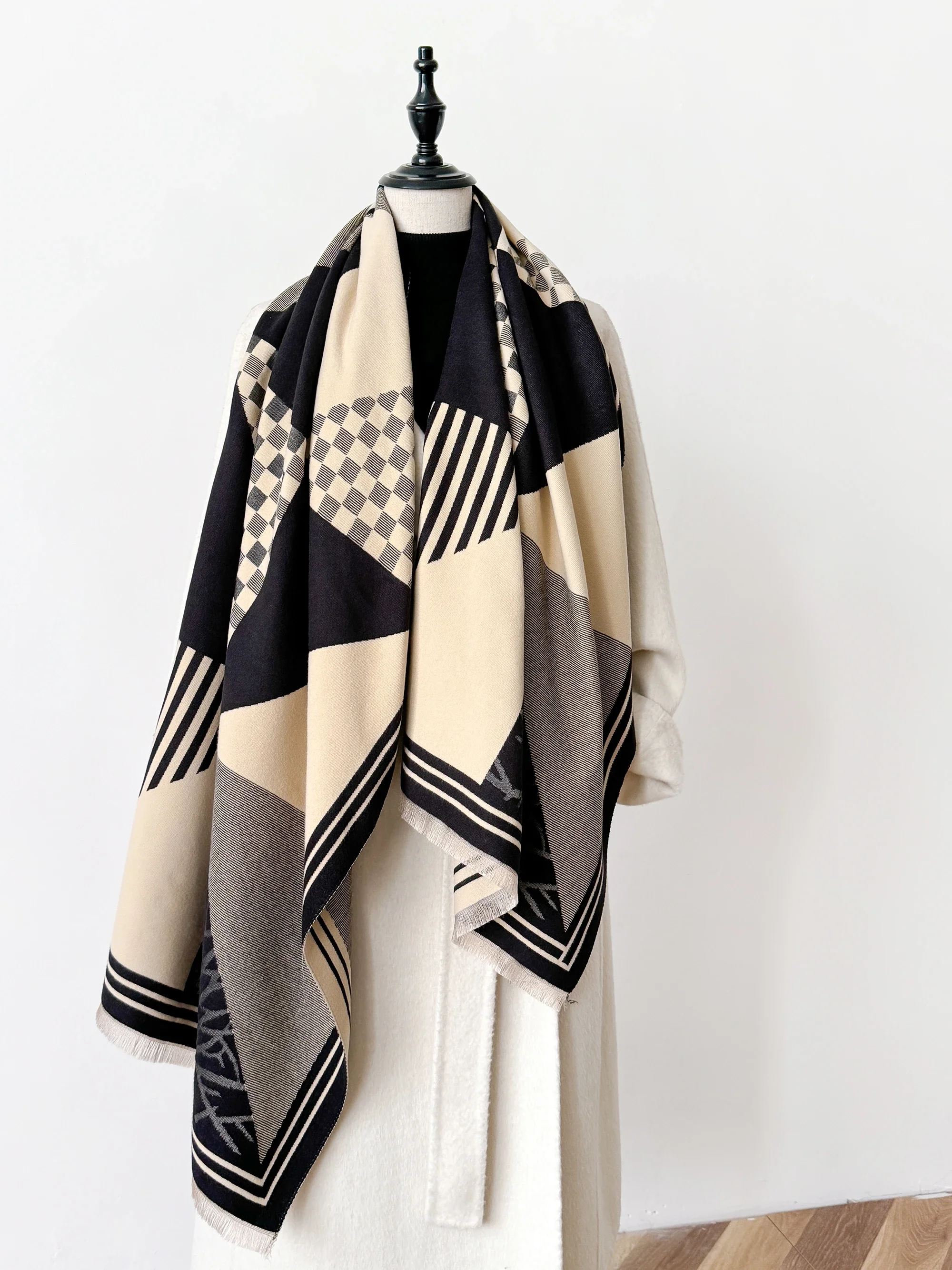 

2024 Luxury Brand Two-Sided Jacquard Scarf pashmina Cashmere Soft Warm Fringe Pashmina Shawl Winter Coldproof Windproof Blanket