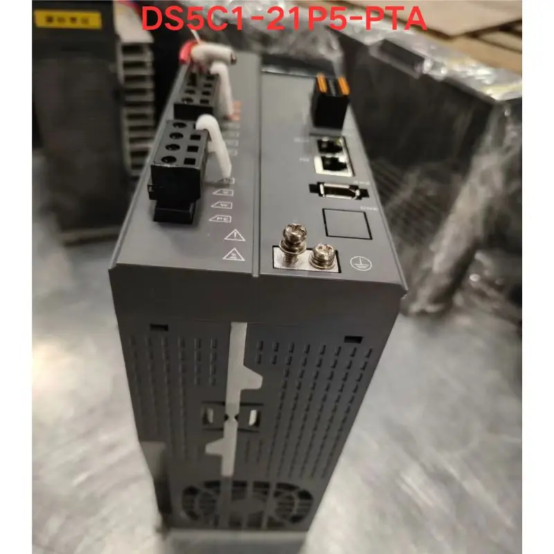 Second-hand servo driver DS5C1-21P5-PTA functional test is normal Latest quotation in October 2026