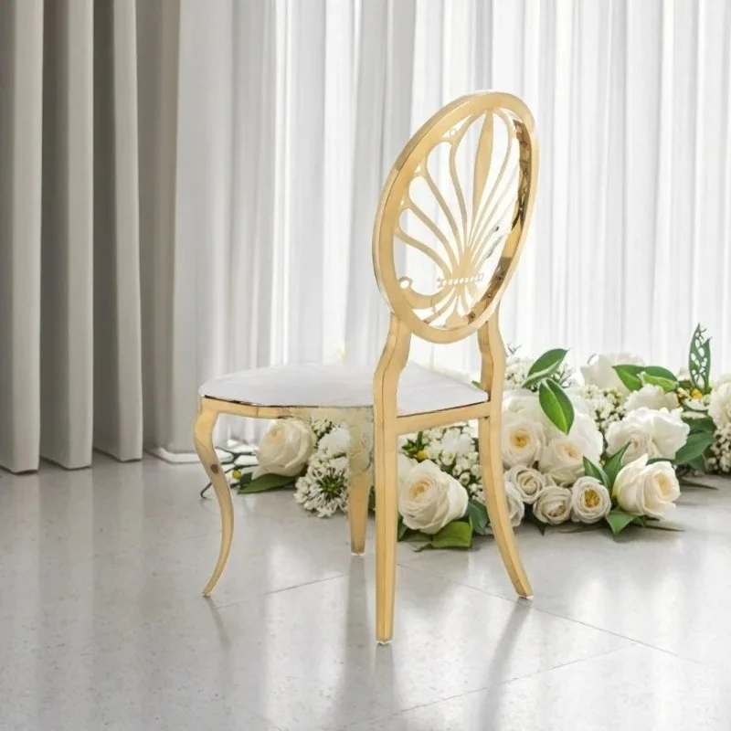 

The smallest luxury banquet furniture set is sourced super load-bearing wedding chair