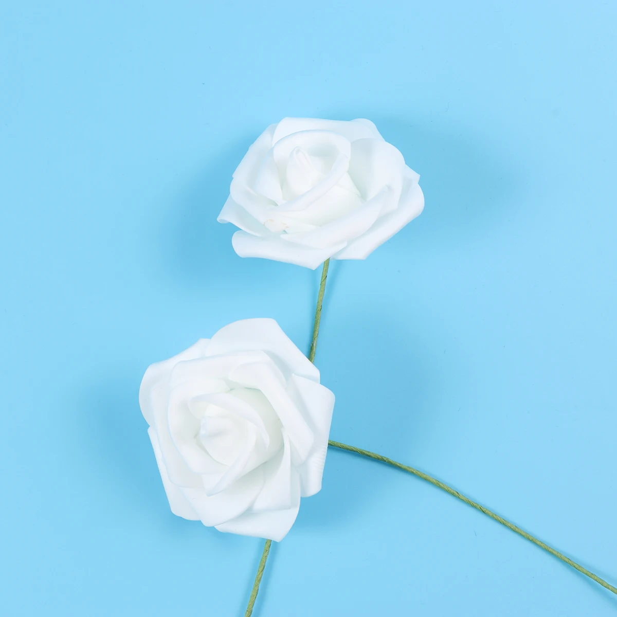 

50Pcs Artificial Foam Rose Flowers Realistic Touch Wedding Engagement Decoration Flower Wedding Bouquet Simulation Flowers