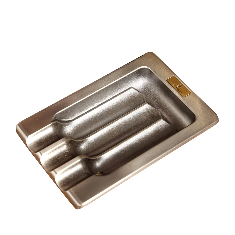 

Portable Metal Cigar Ashtray 3 Slot Alloy Cigar Ashtray Large Diameter Luxury Cigar Cigarette Tobacco Ashtray For Home Office