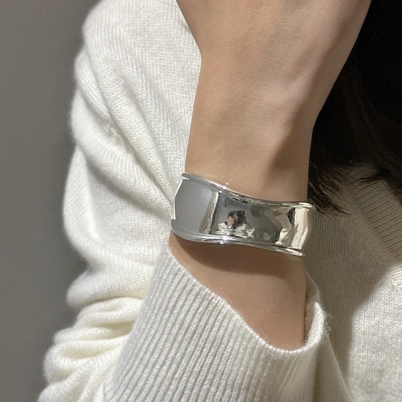 S925 Sterling Silver Korean Heavy Industrial Texture Large Glossy Arc Bracelet INS Fashion Blogger Handicraft 