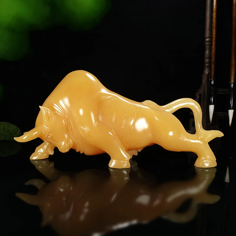 

Beige Jade Zodiac Ox Ornament, Wall Street Ox, Home and Office Desk Decoration, Creative Gift Craft