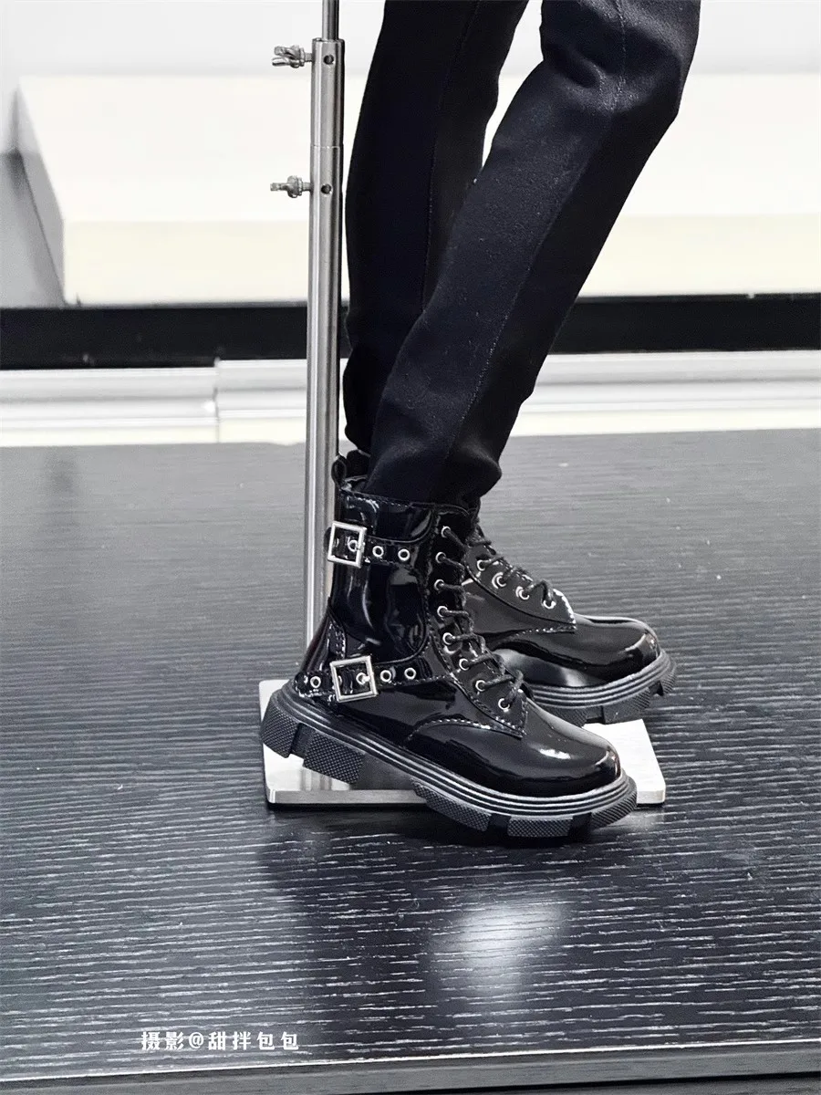 BJD Doll Shoes IID75 Patent Leather Glossy Black Brown Cross Buckle Lace-up Ankle Boots Thick-soled Round Toe Doll Accessories