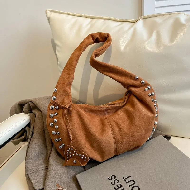 

2025 New Faux Suede Women's Bag Retro Style Single Shoulder Riveted Matte Underarm Bag Autumn/Winter Casual Tote Handbag