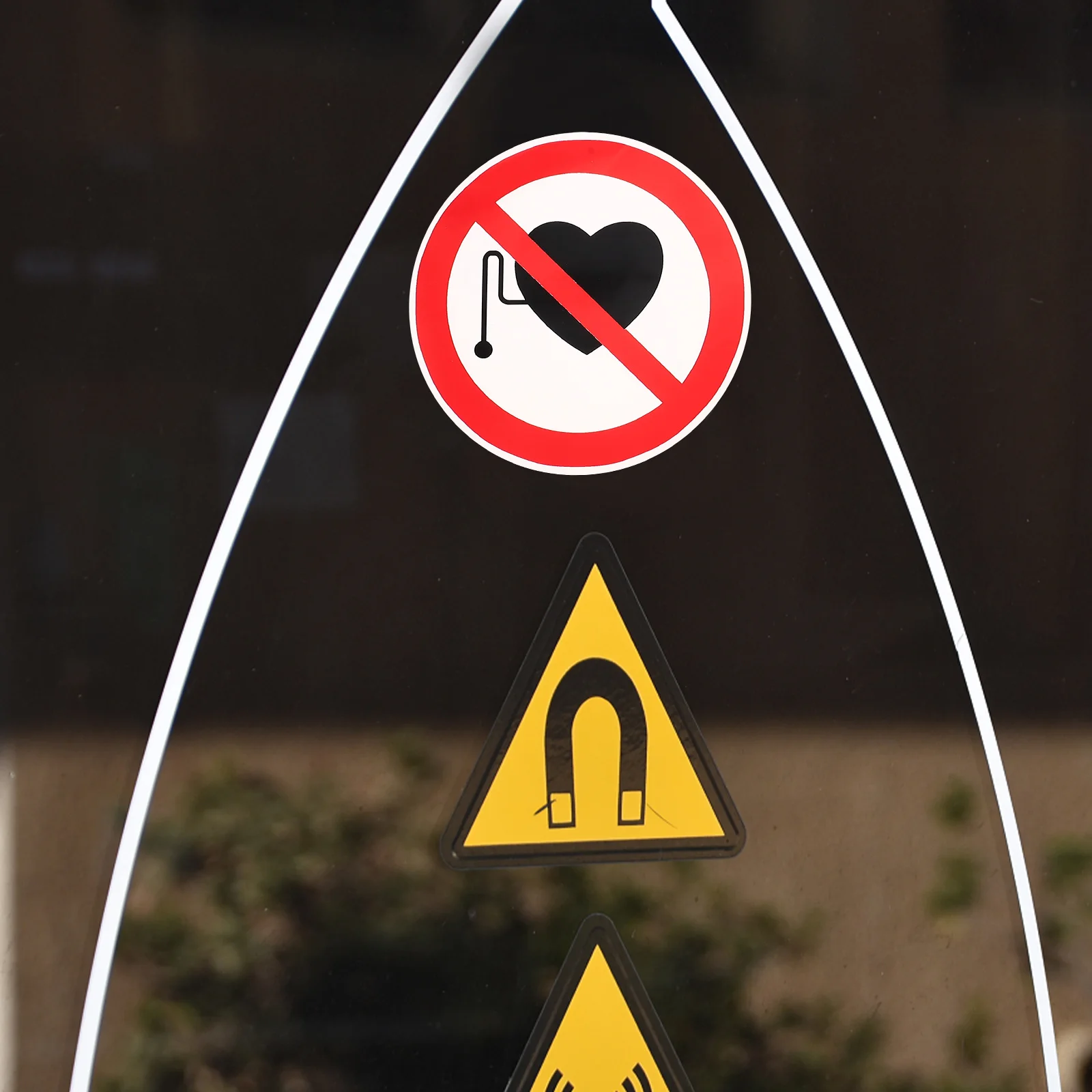 3pcs No Warning Stickers Round Safety Warning Sign Decals Adhesive Vinyl Labels For Hospitals Smooth Surfaces Not