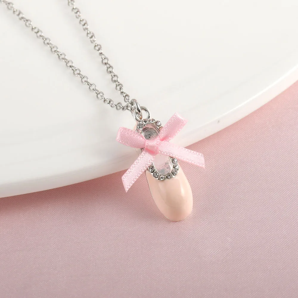 A Girl 1Pcs Fashion Ballet Shoes Bestie Necklace Friendship BFF Necklaces Best Friend Jewelry Gifts