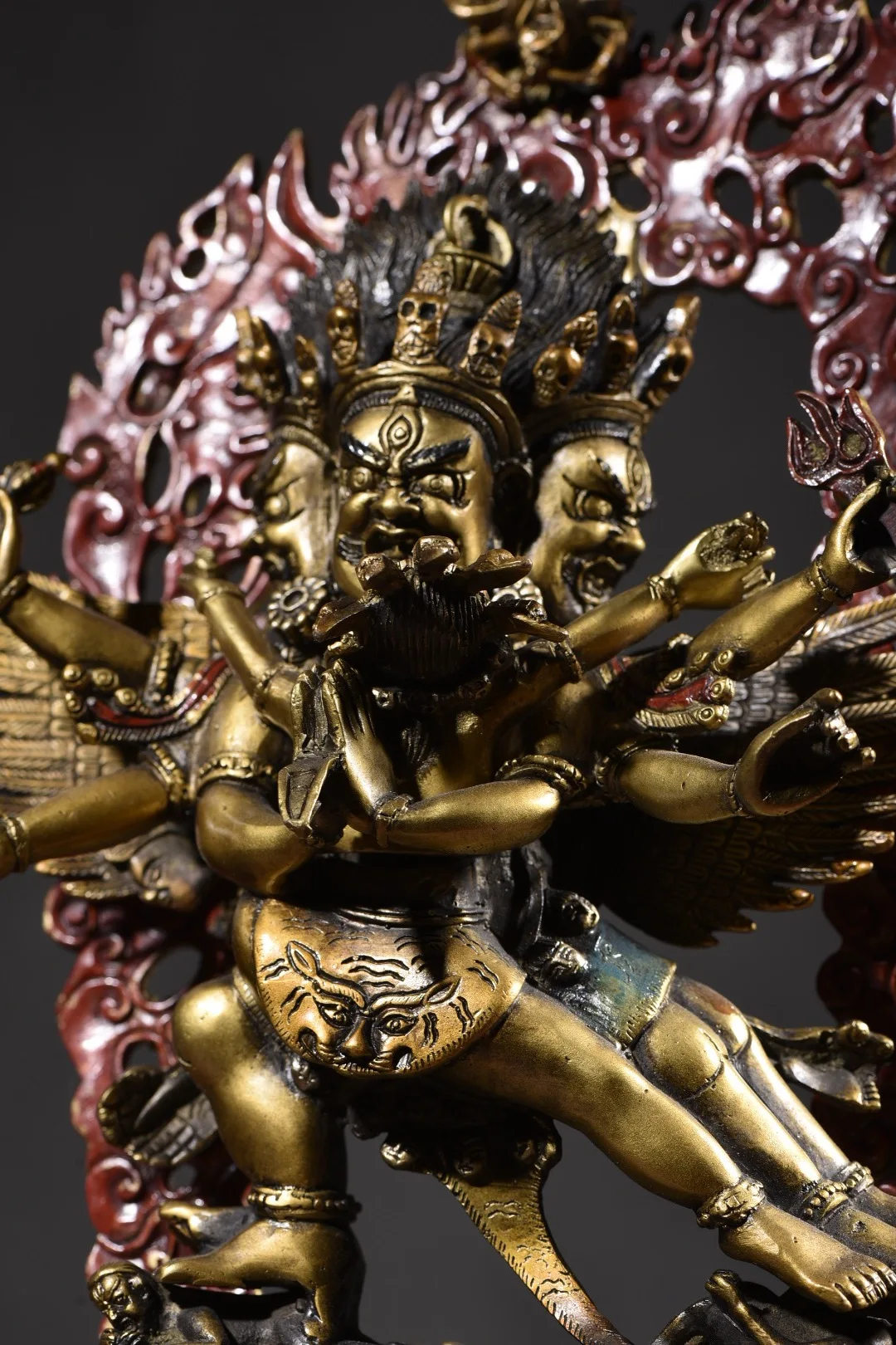 12 "Xizang Folk bronce viejo pintado cinabrio Hayagriva Vajra Buda retroiluminación Lotus terraza salón de adoración