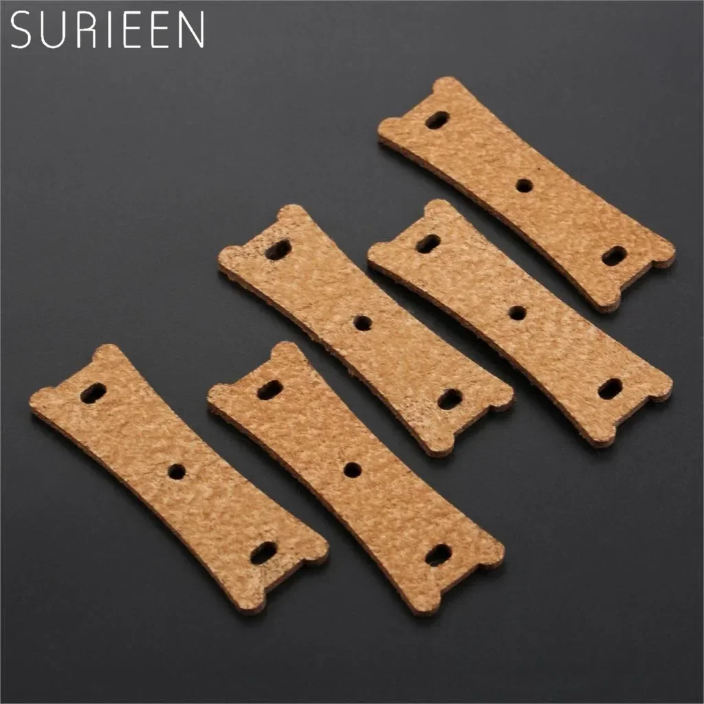 Brown 5pcs Slingshot Pouches Microfiber Leather with 3 Holes Outdoor Hunting Catapult Rubber Band Accessories 62mm*16mm*21mm