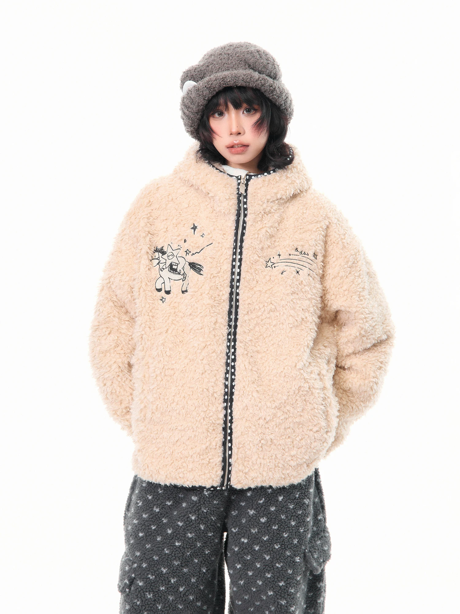 

Korean Style Women's Lamb Fur Jacket Winter Warm Loose Polka Dot Hooded Cotton Coat Embroidered Star Casual Long Sleeve Zipper