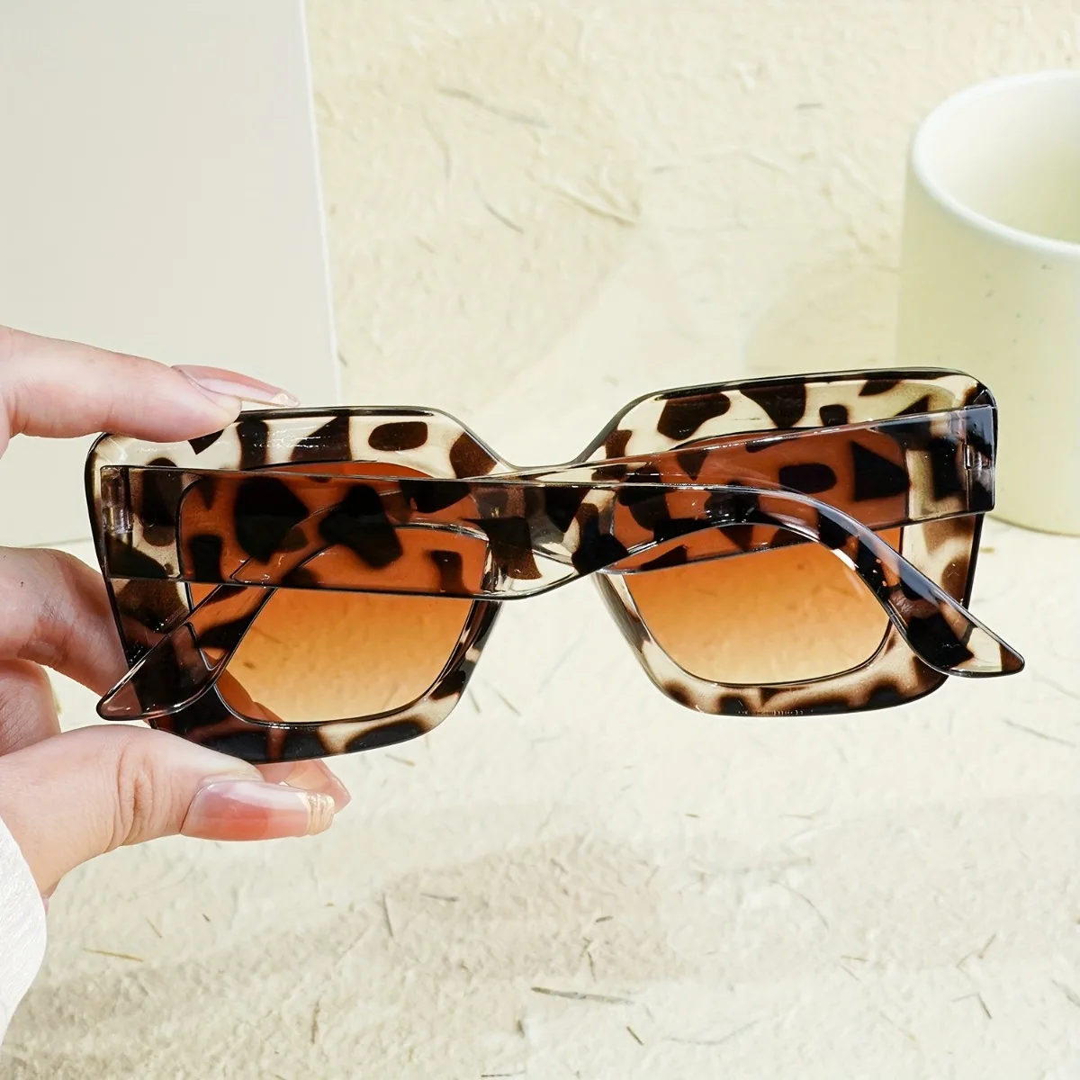Women\'s Leopard Print Square Sunglasses NEW - Gradient Lenses Women main image 2
