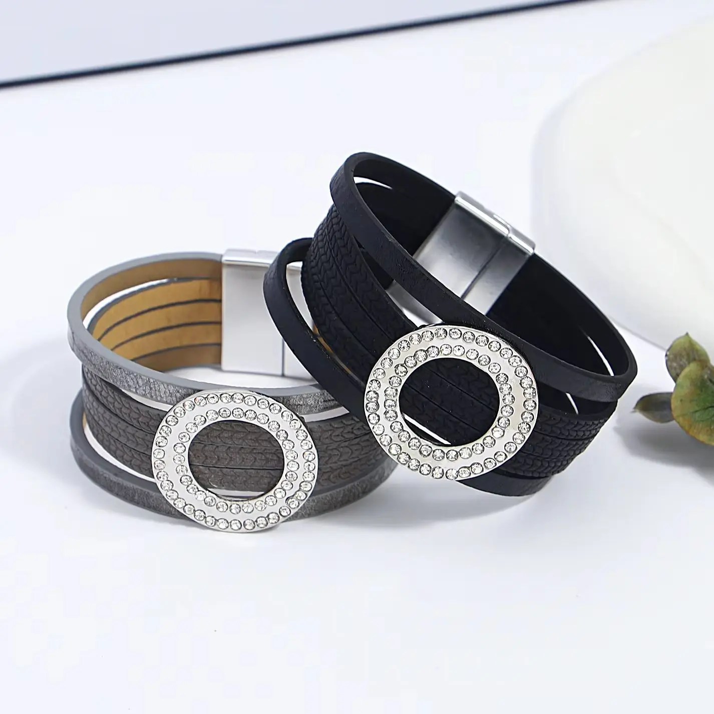 

Amorcome Luxury Inlaid Rhinestone Circle Charm Leather Bracelets For Women Multilayer Wide Wrap Bracelet Bangles Party Jewelry