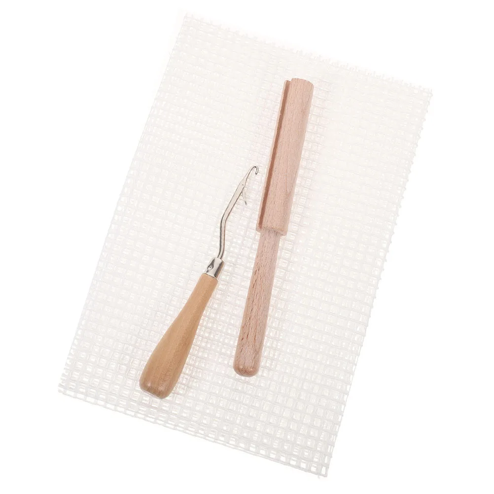 

1Set Reliable Tapestry Tools Wooden Bent Latch Hook Yarn Cutter Home DIY Embroidery Supplies for Beginners Professionals