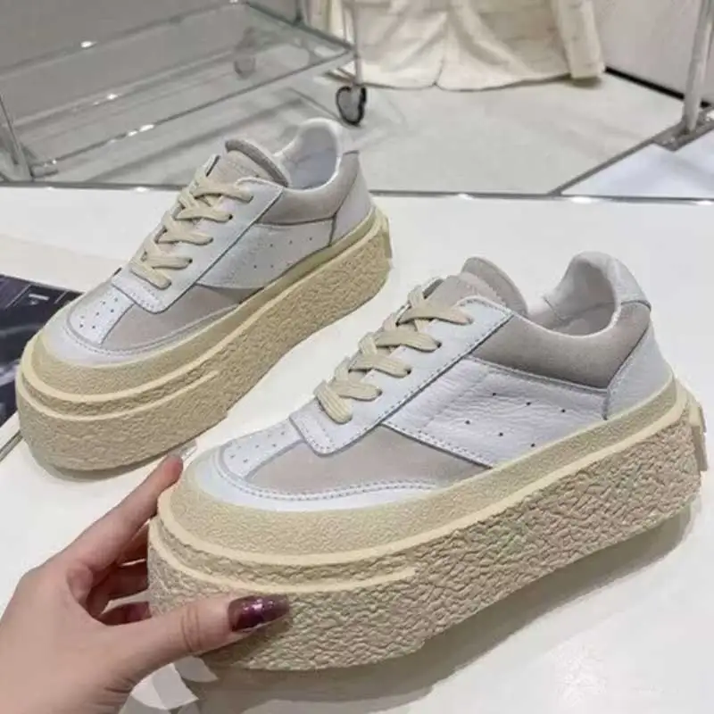 2024 Spring New Genuine Leather Women\'s Thick Sole Cake Shoes Fashion Little White Shoes Casual Shoes Elevated Sports Shoes