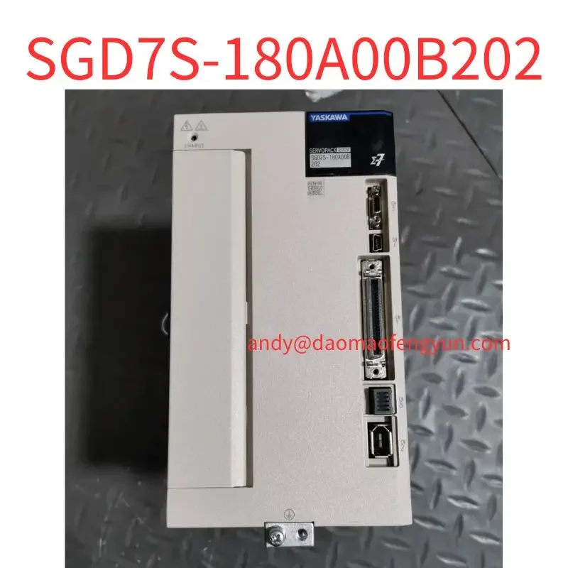 

Second-hand SGD7S-180A00B202 servo driver Test OK