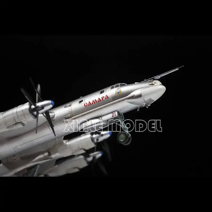 ZVEZDA 플라스틱 조립 항공기 모델 키트 7038 Tu-95 소련 터보프로펠러 전략 폭격기 1/144