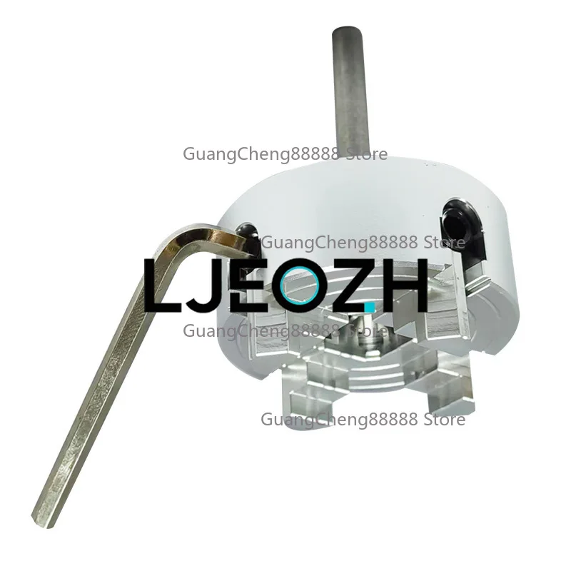 Z011A Mini Machine Tool Four-jaw Single Action Chuck, Metal Lathe Grinding Machine Drilling Machine General Tool Accessories