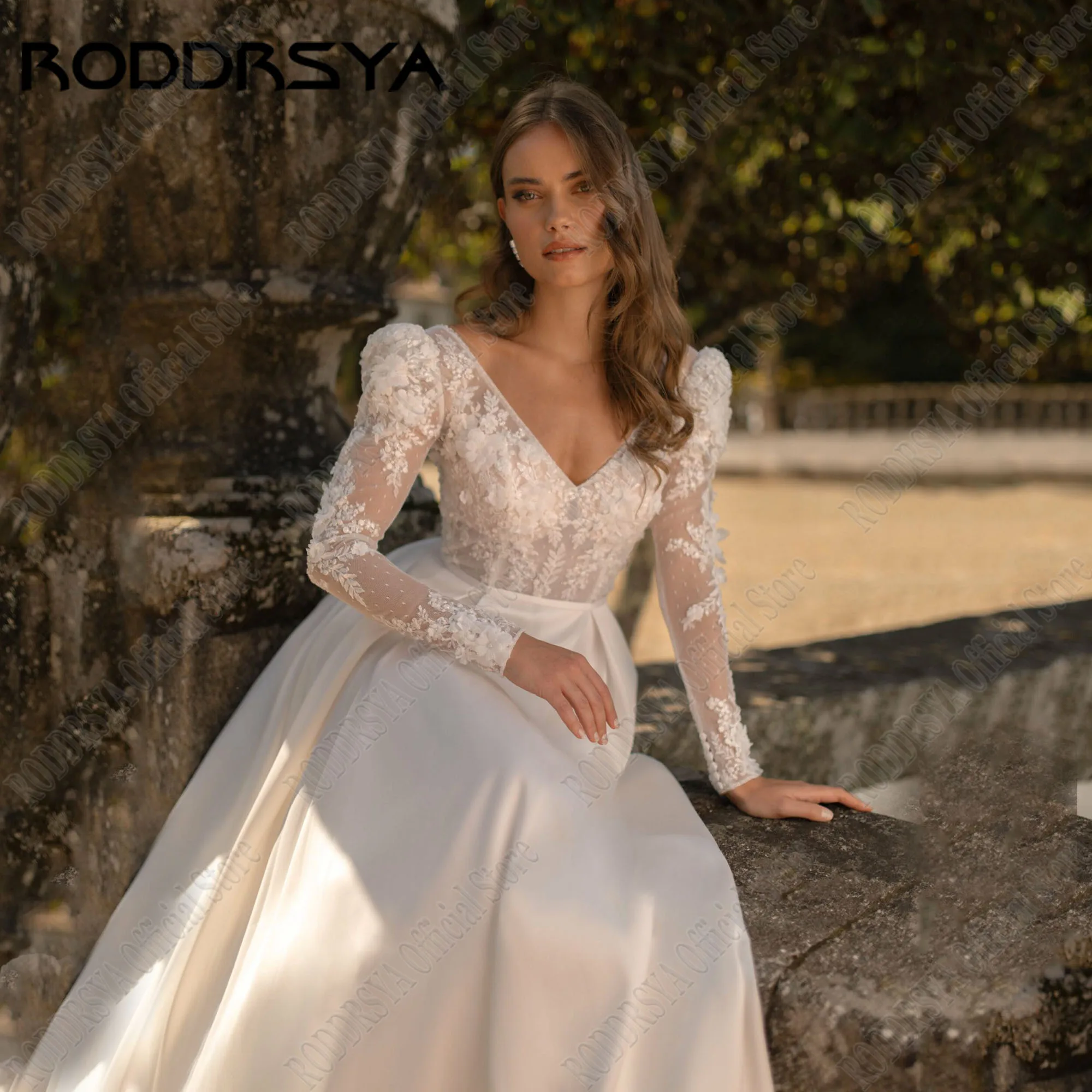 RODDRSYA Vintage ซาติน Gowns แต่งงานแขนยาวดูผ่านชุดเจ้าสาวสําหรับผู้หญิง Elegant A-Line ชุดแต่งงานที่กําหนดเอง