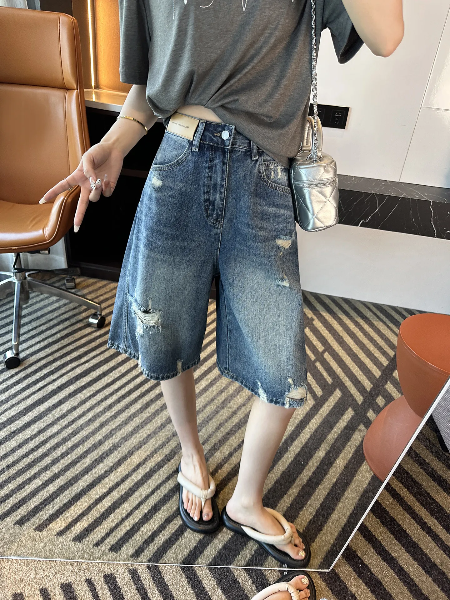 

Stylish American Retro Hole Denim Jeans Women Summer Thin Wide Leg mid Length Pants High Waist Casual Loose Fit Blue Cotton
