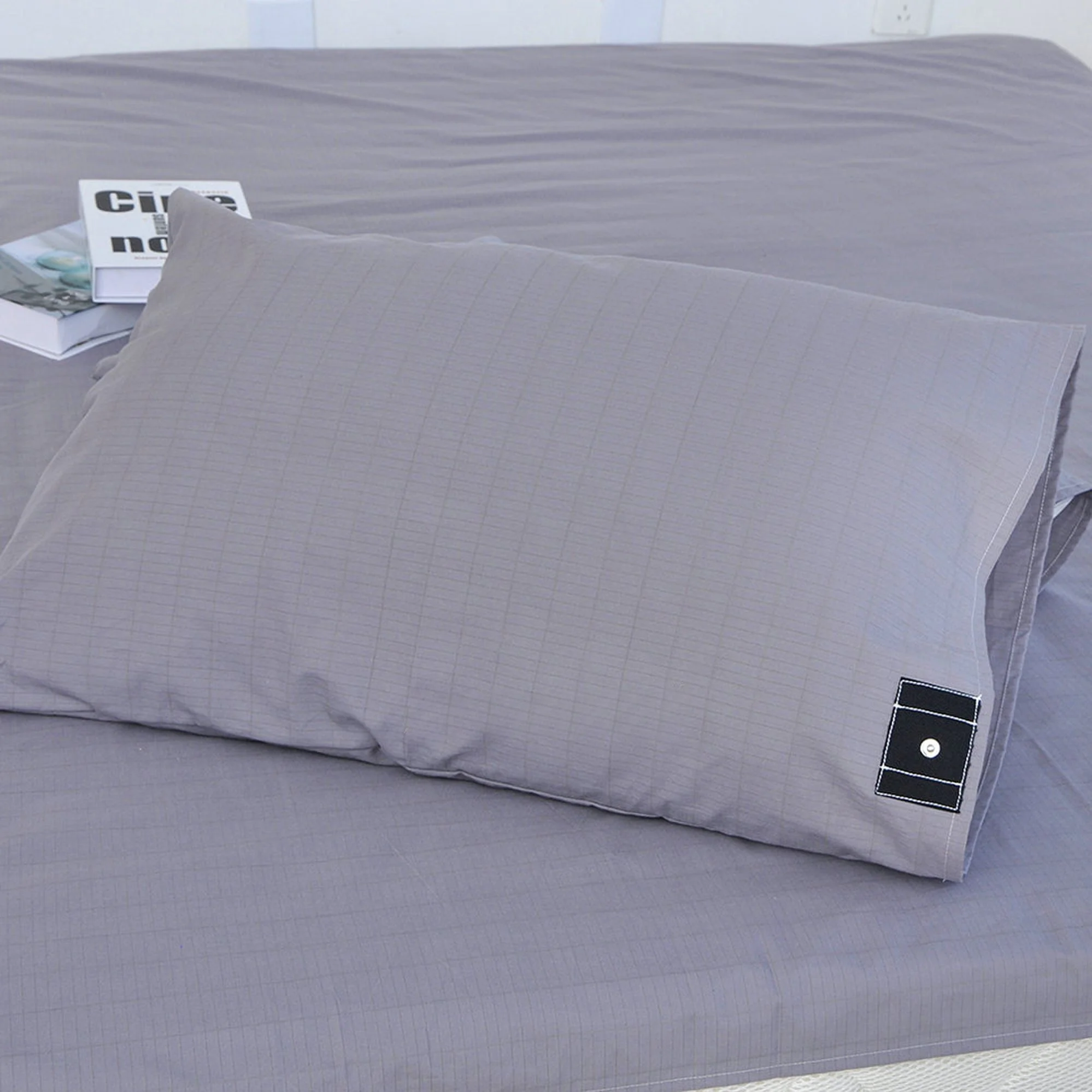 CONDUCTIVE Earthing Pillowcase For Good Sleep With Grounding Cord