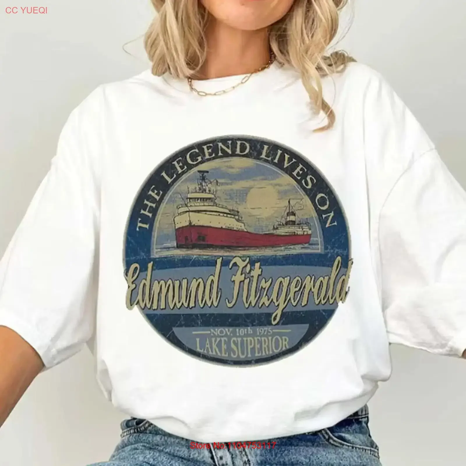 Camiseta The Wreck of Edmund Fitzgerald Never Forget, vintage, com estampa lavada, elástica, confortável e respirável.