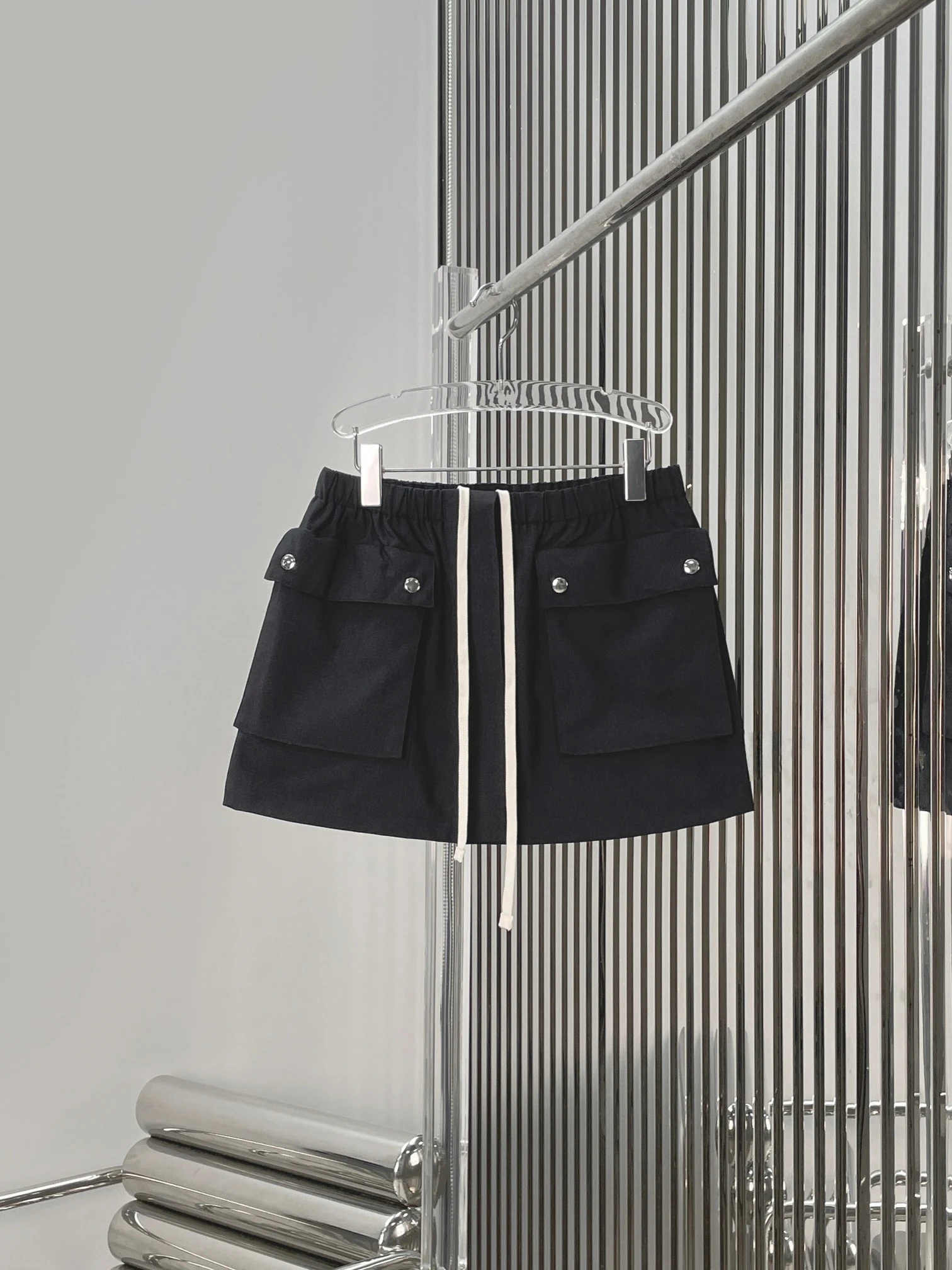 

Fashionable Workwear Style Elastic Waist Drawstring Pocket Half-length Skirt Loose Slimming Casual Stylish Short Skirt