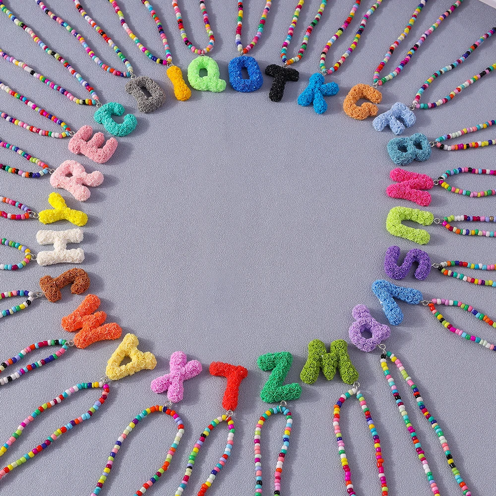 Aihua Niedliche Boho-Halskette mit Namen und Initialen, 26 Buchstaben, für Frauen, BFF, beste Freunde, Kinder, Rose, A-Z Alphabet-Halsketten, Geburtstagsgeschenke – Detail 3