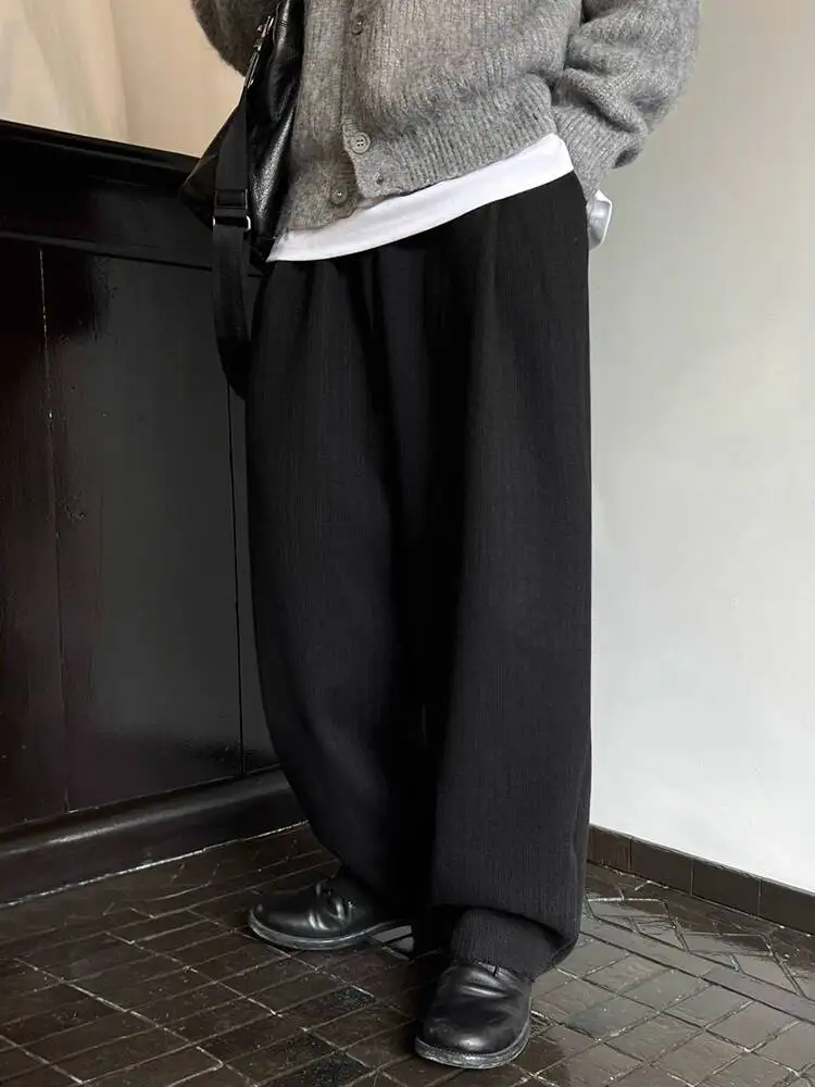 

SYUHGFA 2025 Winter New Men's Thicken Wide Legs Straight Pants Solid Color Niche Design Drawstring Elastic Waist Male Bottom