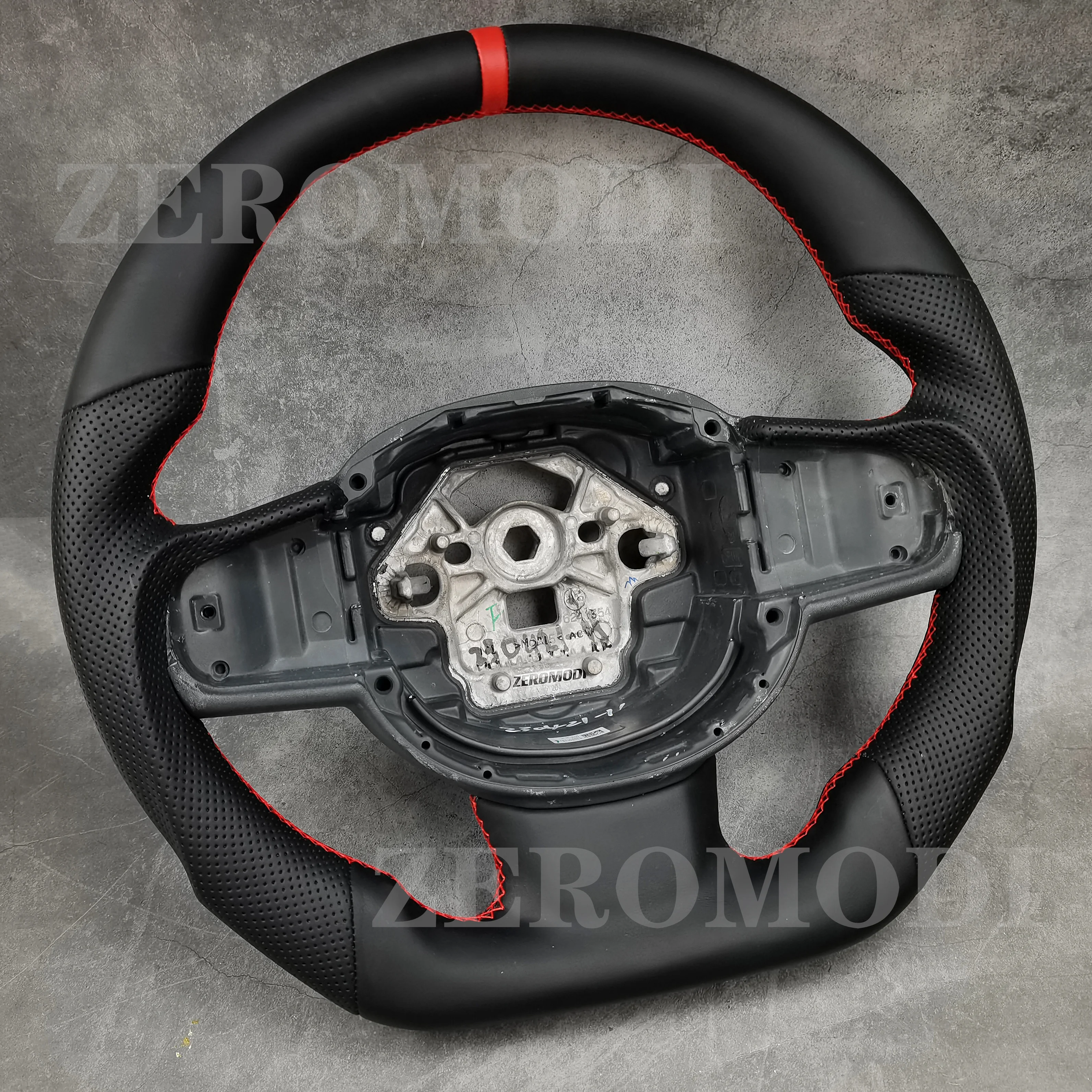 High Quality Refit Leather Steering Wheel For Volvo XC90 S80 XC60 S90 V70 V50 S40 V60 XC70 V40 2017 2018 2019 2020