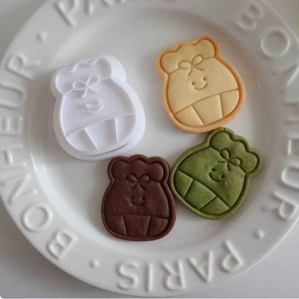 

Smiling Face Lucky Bag Cookie Cutters Pressable Biscuit Mold DIY Kitchen Baking Pastry Bakeware